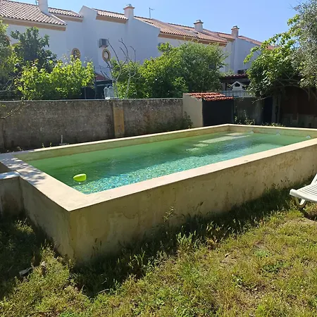 Feriehus Casa Laranjeiras E Parque Infantil Azeitão
